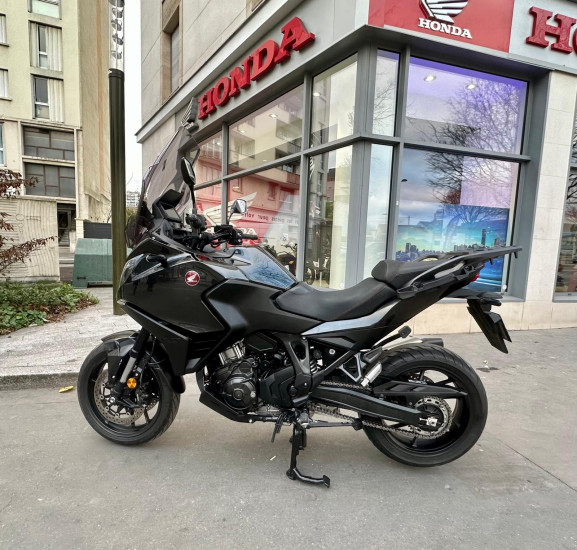 NT1100 DCT 2023 - VILLEJUIF